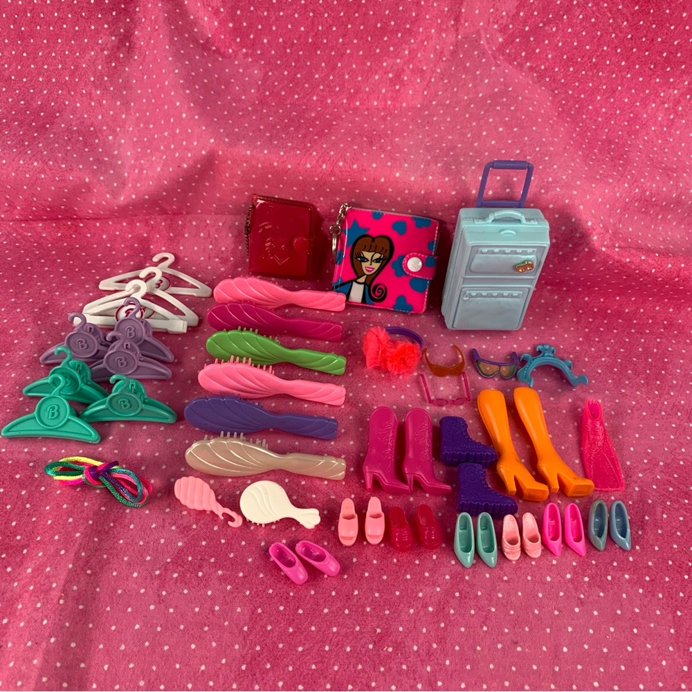 Barbie Fashion Accessories Set.